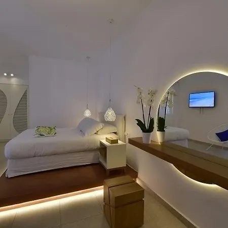 مارغي ميكونوس 4* Mykonos Town