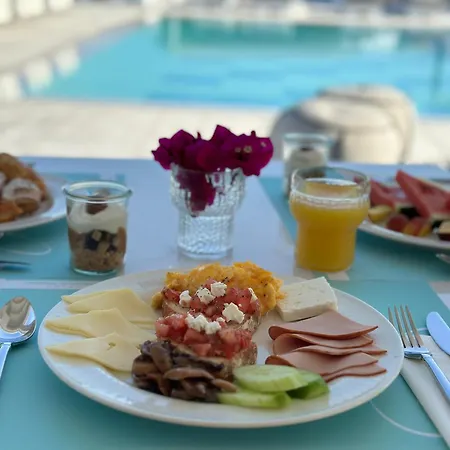 مارغي ميكونوس Mykonos Town